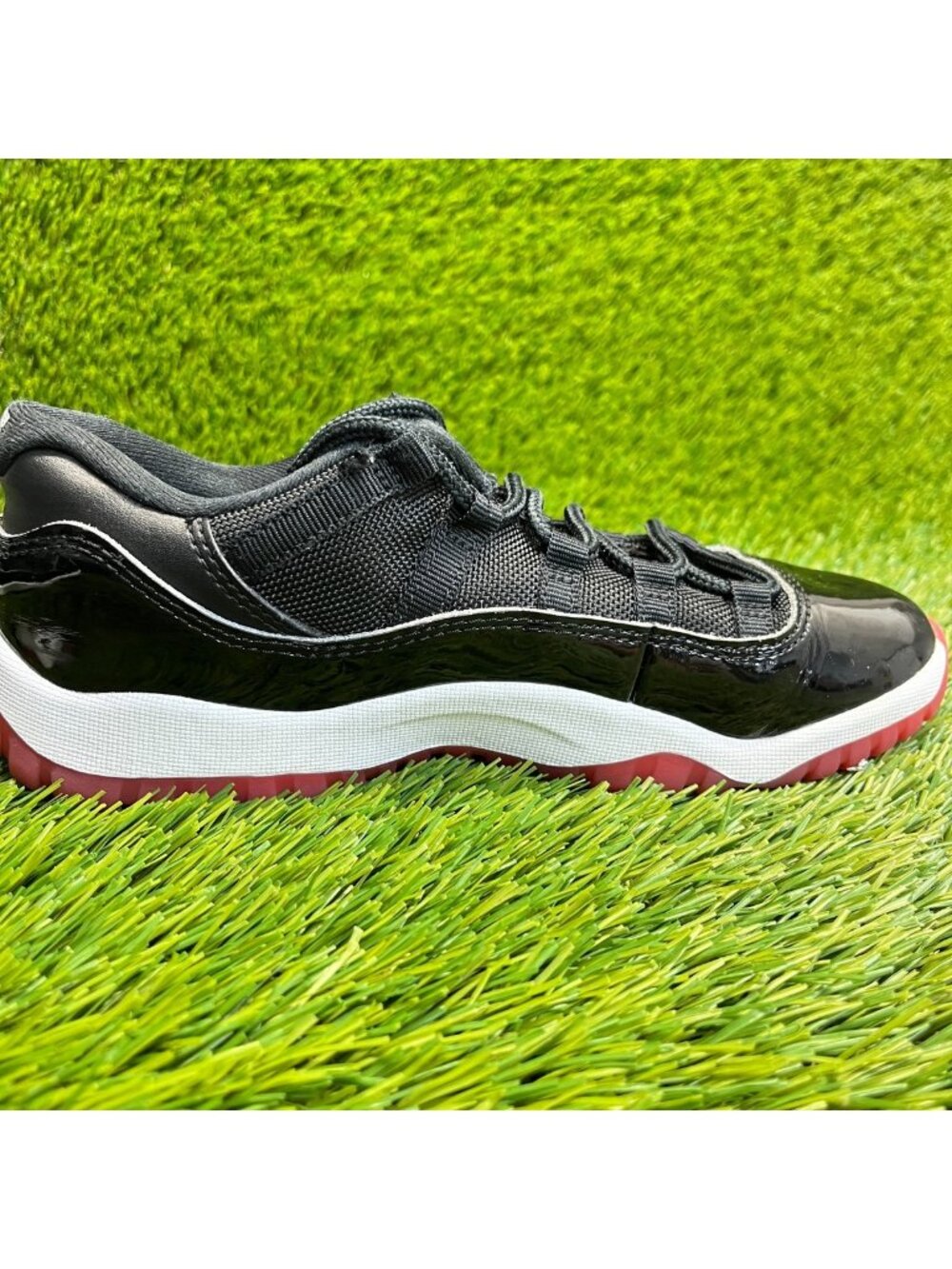 Nike Air Jordan 11 Retro Boys Size 3Y Black Athletic Basketball Shoes Sneakers - Picture 5 of 11